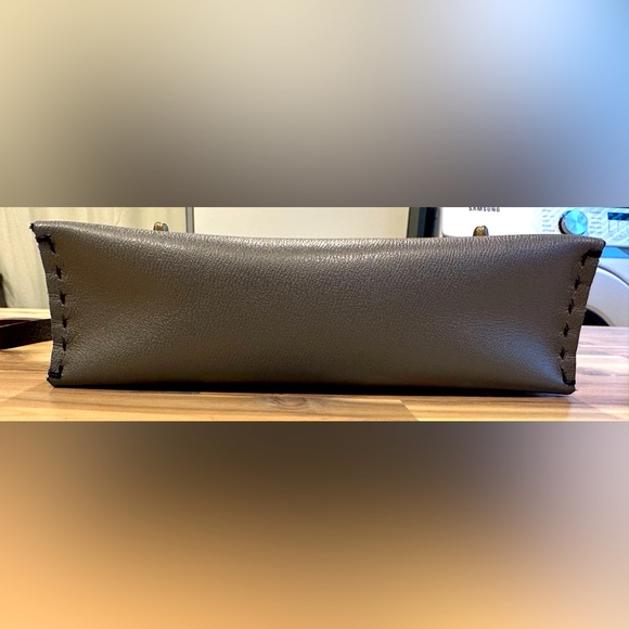 Handmade leather purse from South Korea - Picture 6 of 9